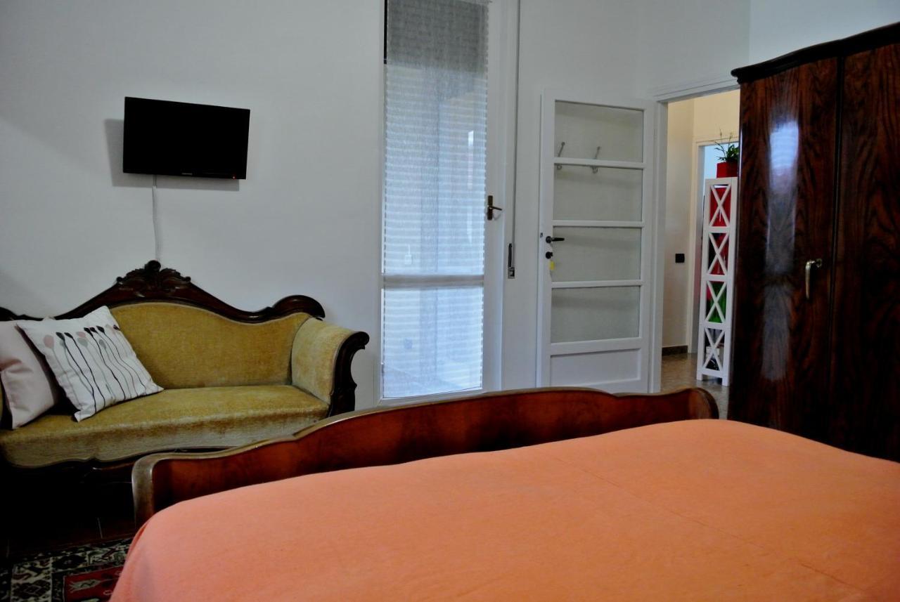 B&B Lori Côme Extérieur photo